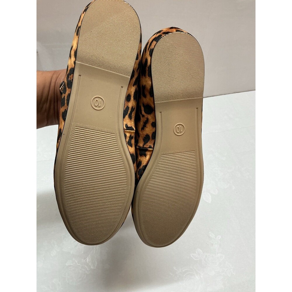 Universal tread shoes  size 10 - Picture 2 of 5